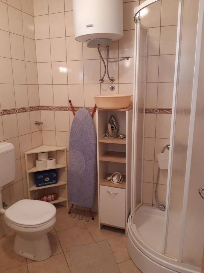 Apartment Perla Pirovac Exteriör bild